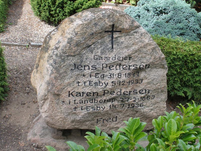 Karen Pedersen     .JPG
